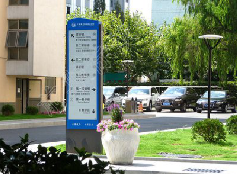 武汉哪些因素影响宣传栏的制作？